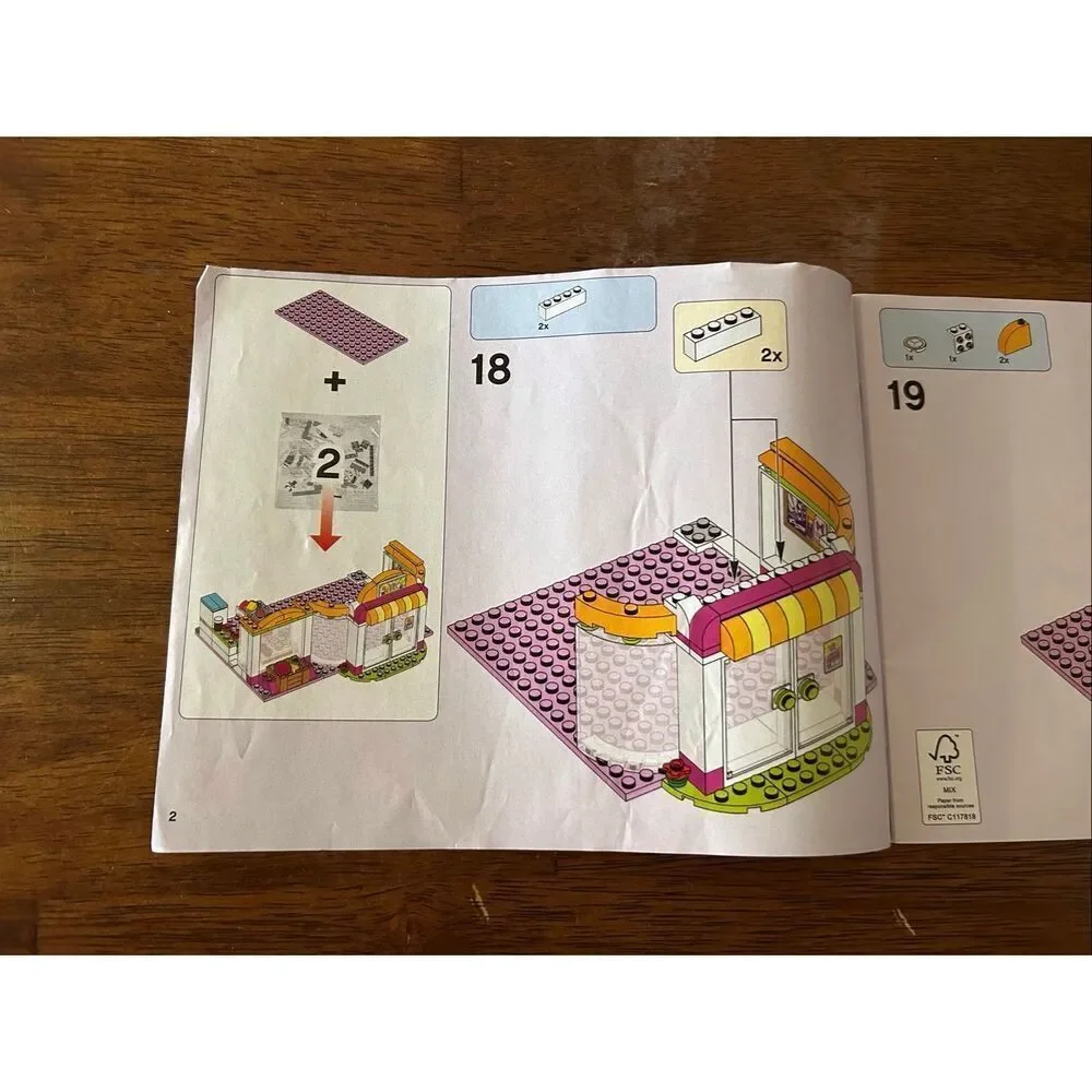 LEGO Friends Heartlake Supermarket #41118 Instruction Booklets Only 1 & 2 (6002) - Picture 10 of 10